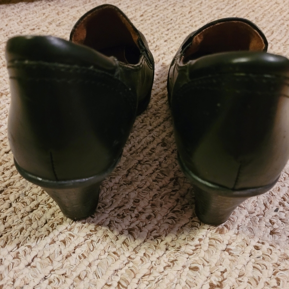 Black heel - Picture 4 of 4